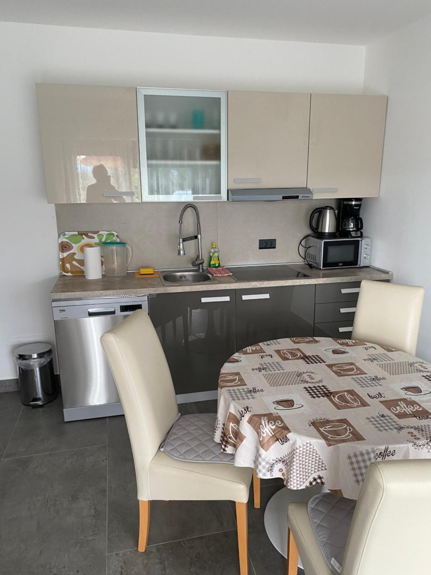 Apartman Lidija Linardići Εξωτερικό φωτογραφία